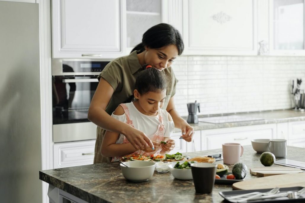 ¿Cocinar ayuda a mejorar la psicomotricidad de los niños?